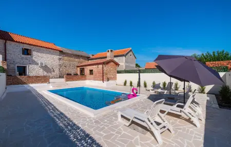 Location Maison à Podgradina 6 personnes