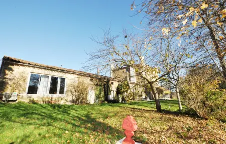 Location Maison à Pech Luna 12 personnes