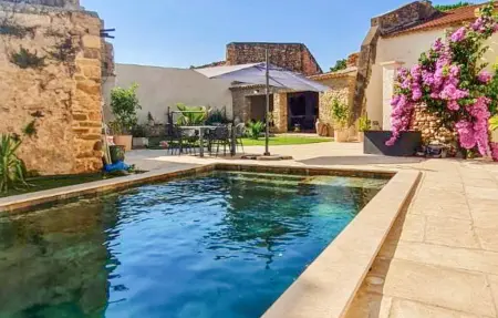 Location Maison à Codolet 8 personnes