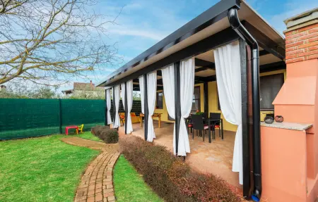 Location Maison à Sisan 4 personnes