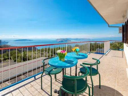 Location Maison à Lukovo 12 personnes