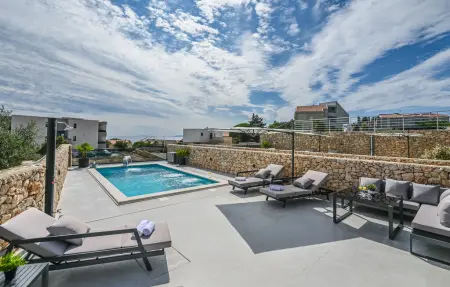 Location Maison à Novalja 10 personnes