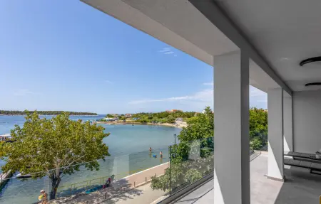 Location Maison à Rab 6 personnes