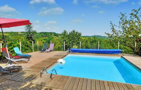 Location Maison à VEYRINES DE DOMME 7 personnes