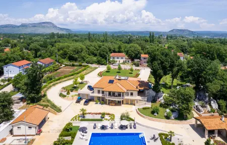 Location Maison à BIH 88326 Grab 12 personnes