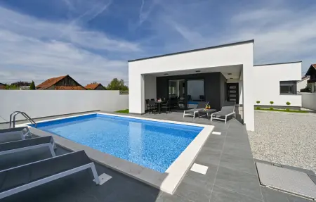 Location Maison à Trnovec 6 personnes