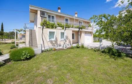 Location Maison à Katuni Rubici, Prpusa 4 personnes