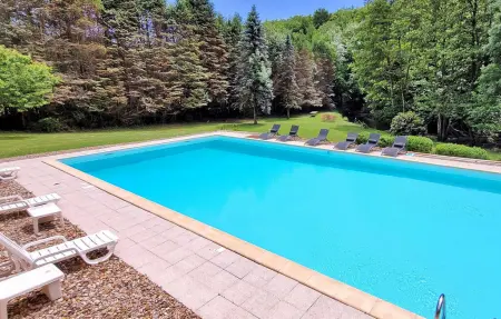 Location Maison à St Paul La Roche 8 personnes