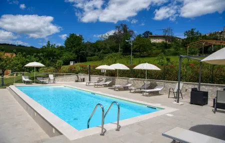 Location Maison à Montefalcone Appennino 13 personnes