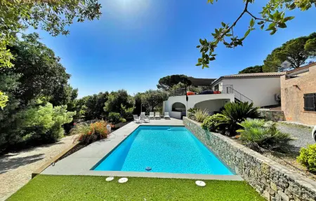 Location Maison à Bormes les Mimosas 8 personnes