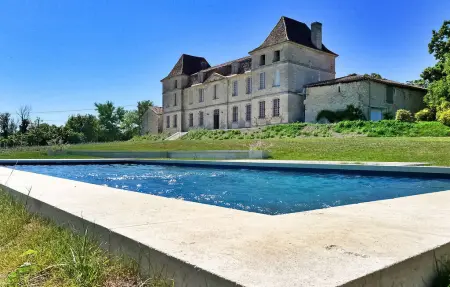 Location Maison à Verteillac 17 personnes