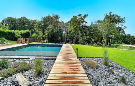 Location Maison à Leguillac De L Auche 9 personnes