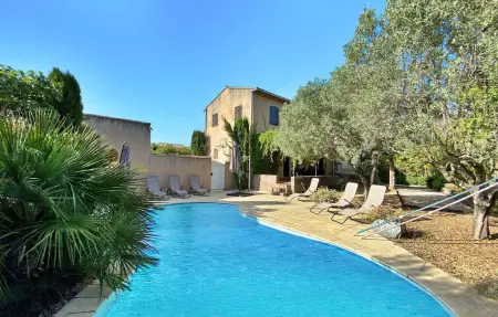 Location Maison à Carpentras 10 personnes