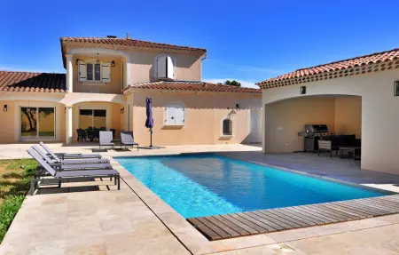 Location Maison à Châteauneuf De Gadagne 6 personnes