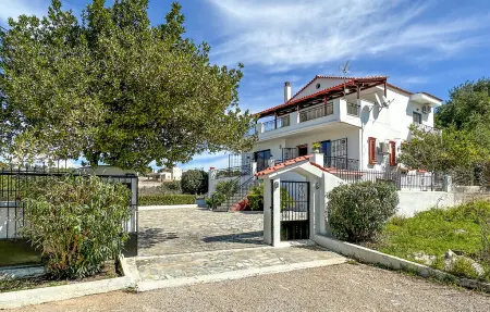 Location Maison à Theologos 6 personnes