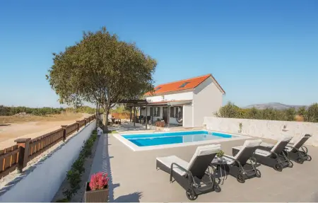 Location Maison à Pokrovnik 6 personnes