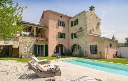 Location Maison à Motovun 8 personnes