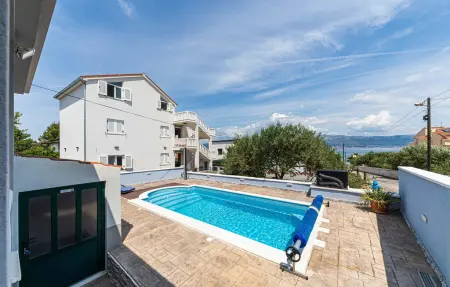 Location Maison à Slatine 10 personnes