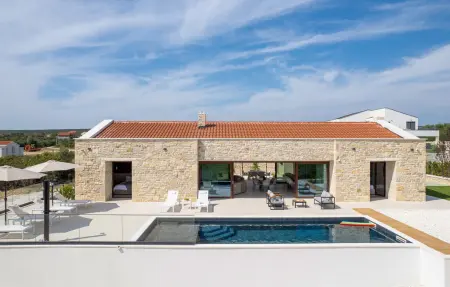 Location Maison à Sikovo 8 personnes