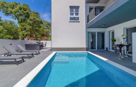 Location Maison à Liznjan 8 personnes