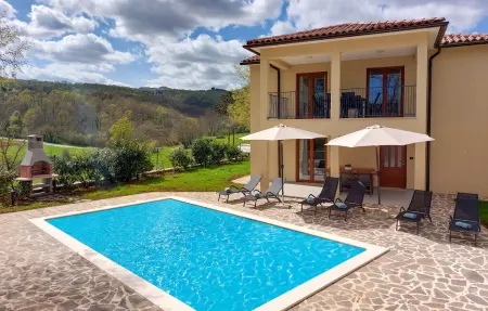 Location Maison à Podpican 6 personnes