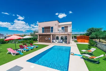 Location Villa à Galižana 8 personnes